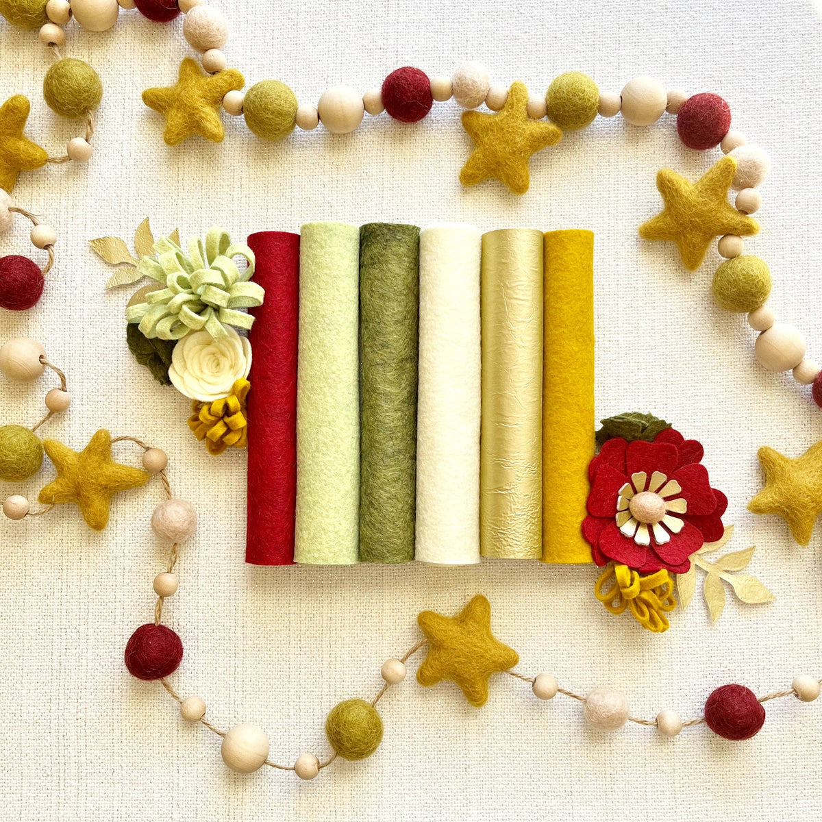 Mini Felt Flower Craft Kit | Deck the Halls Holiday Collection