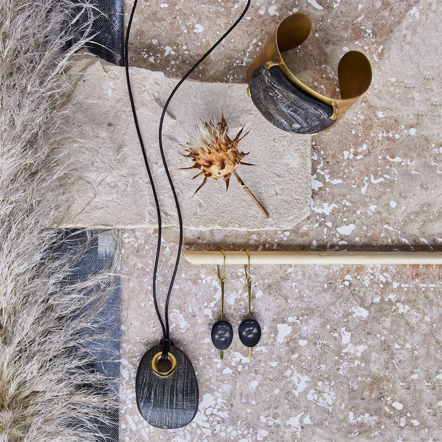 Banten Wide Cuff - Dark Horn, Brass