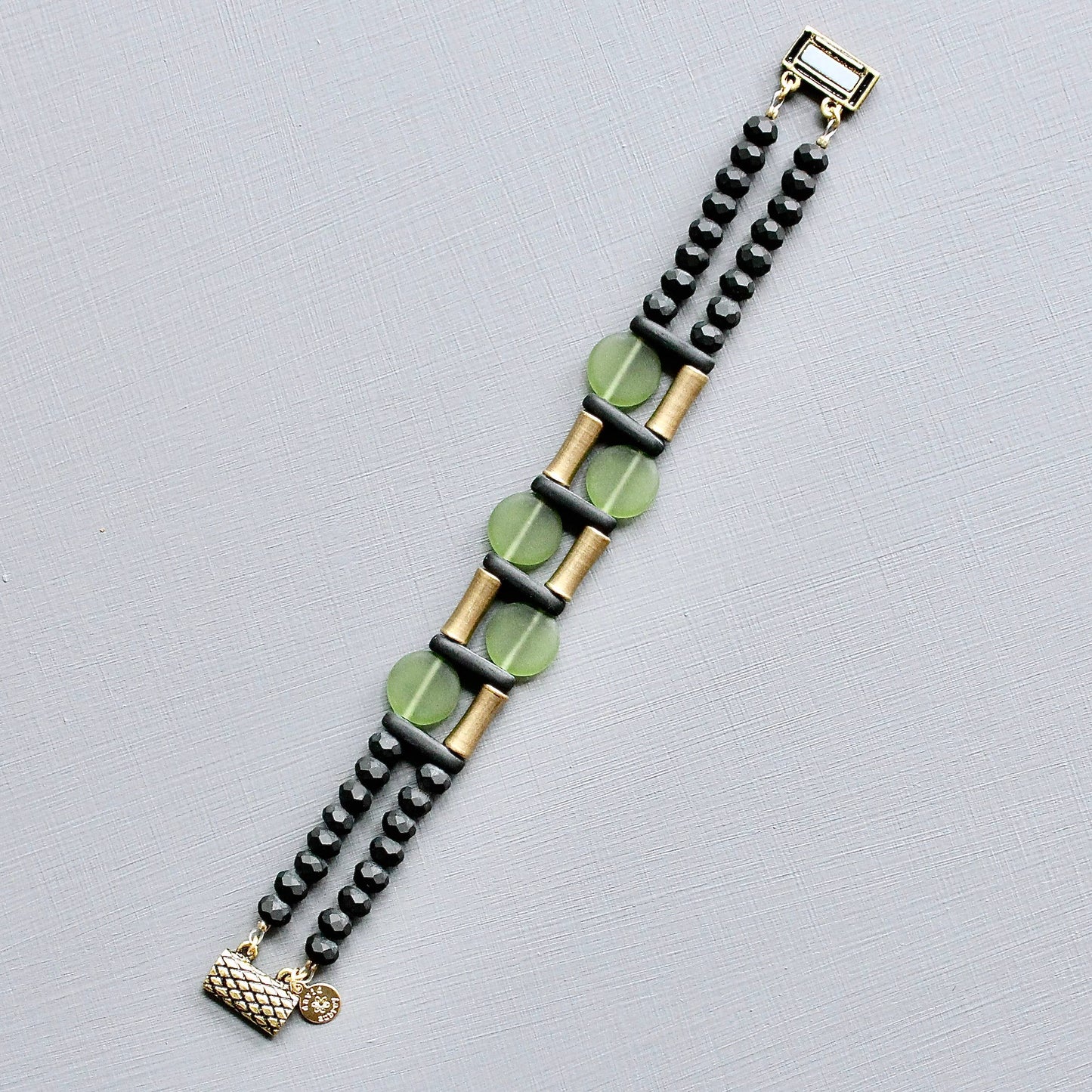 JLTB03 black and olivine bracelet