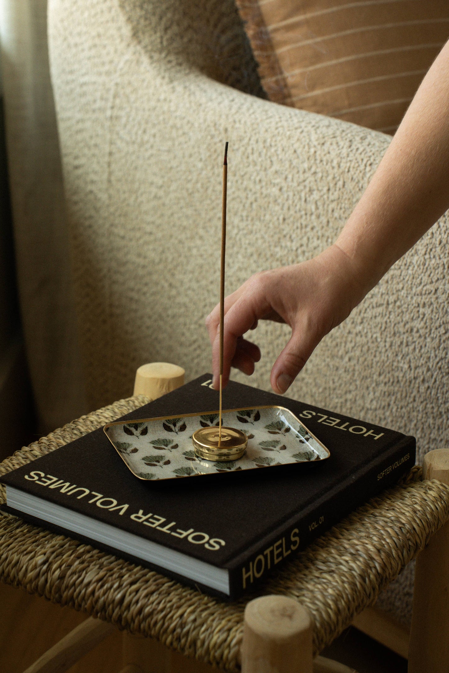 After Rain Incense Set/30 Sticks + Holder