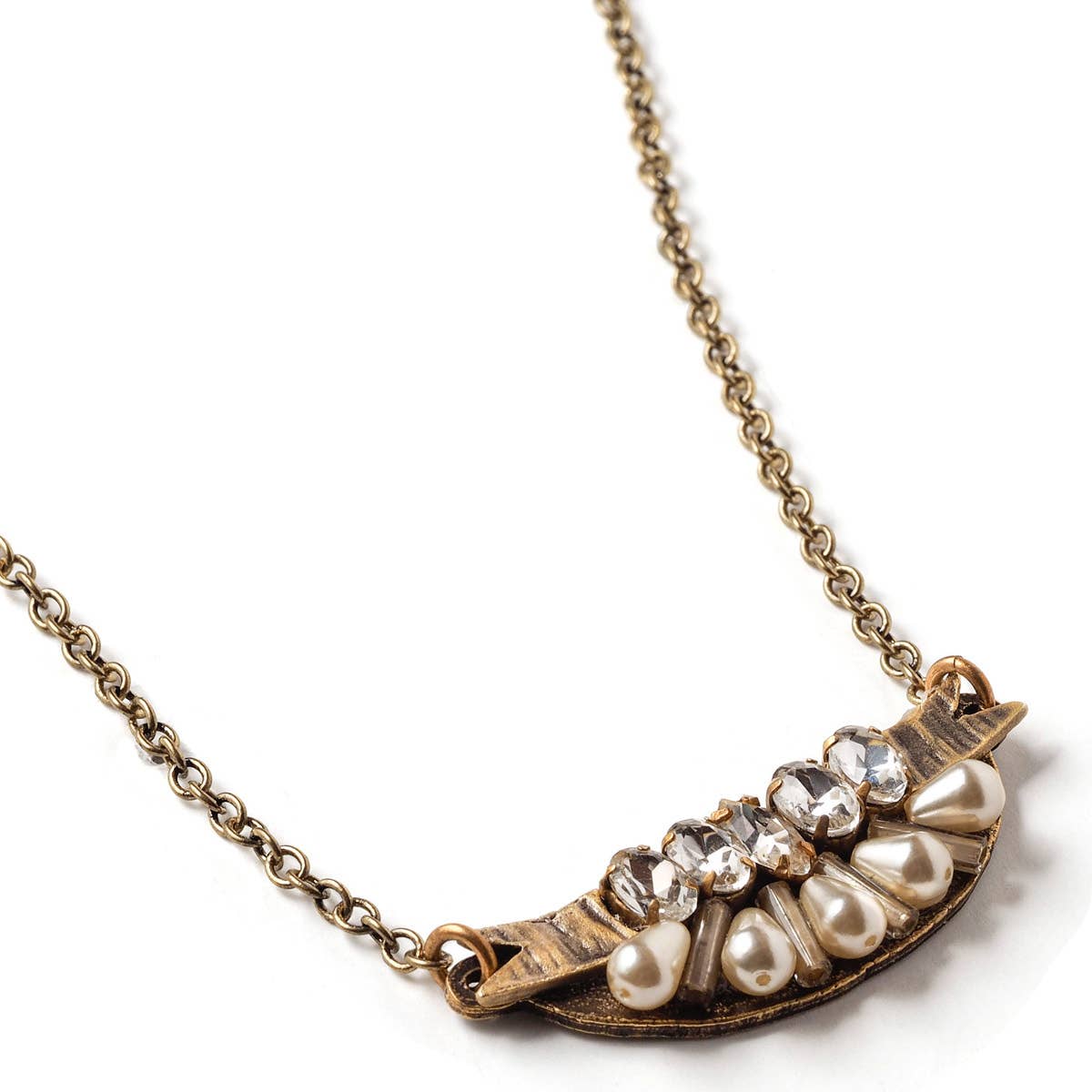 Pearl Ribbon Necklace