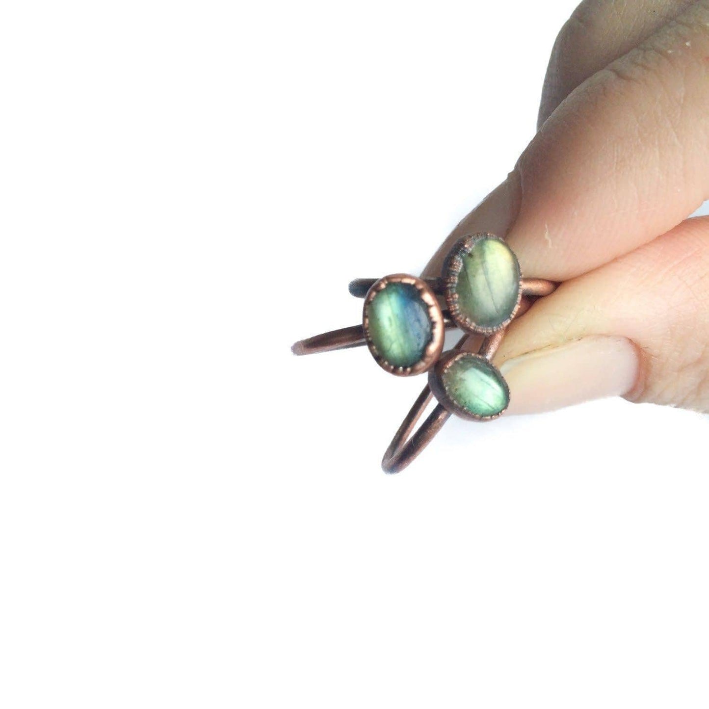 Handmade Labradorite Cabochon Ring: 7.5
