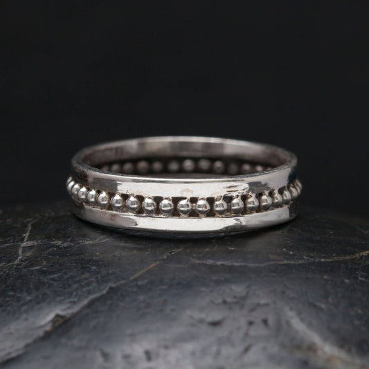 Sterling Silver Corona Ring: 8