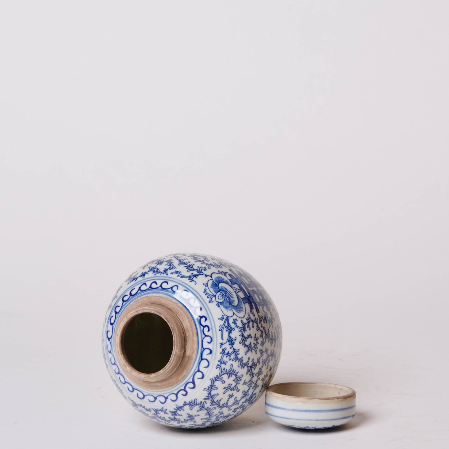 Blue and White Porcelain Scrolling Peony Round Storage Jar