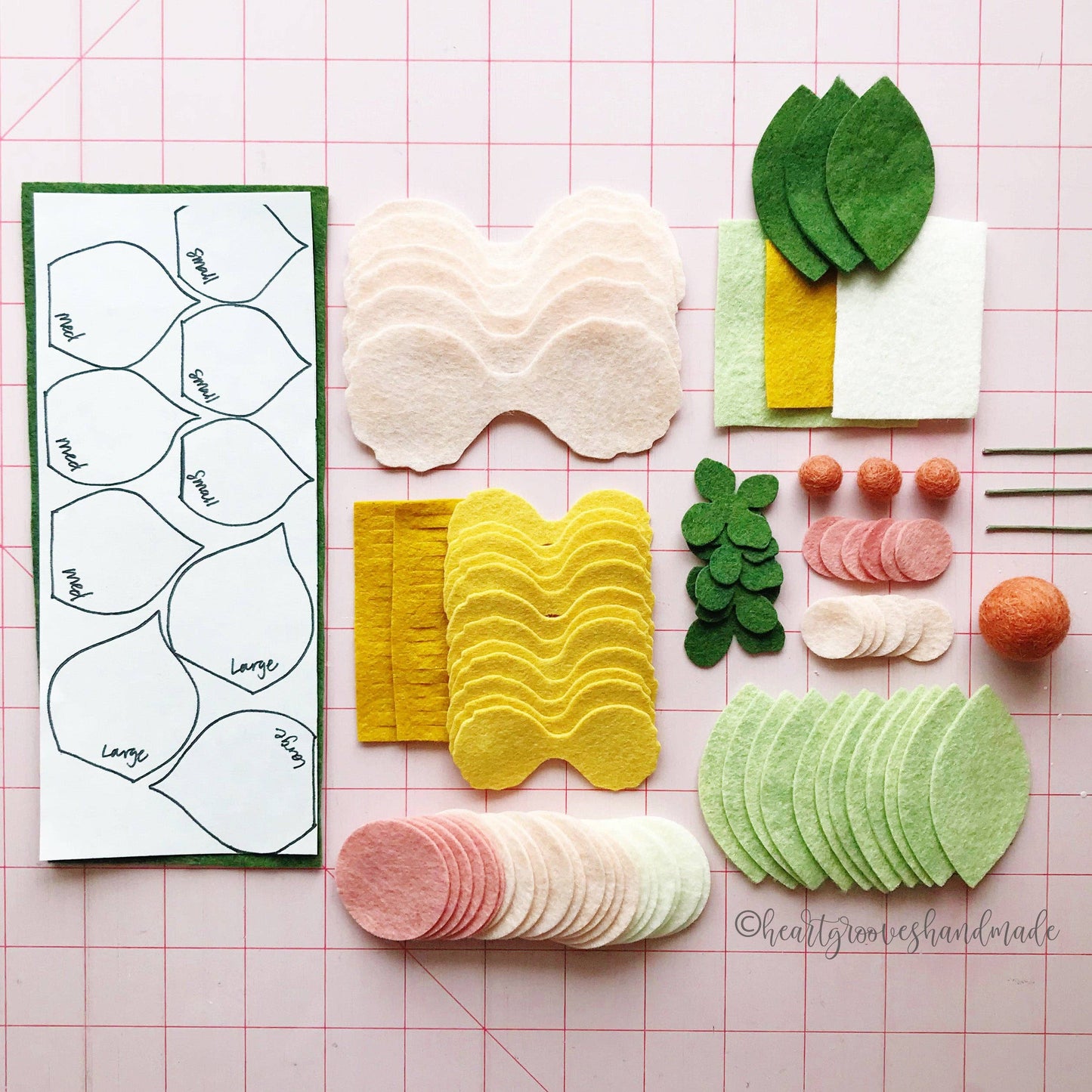 Felt Flower Craft Kit | Blush Forest