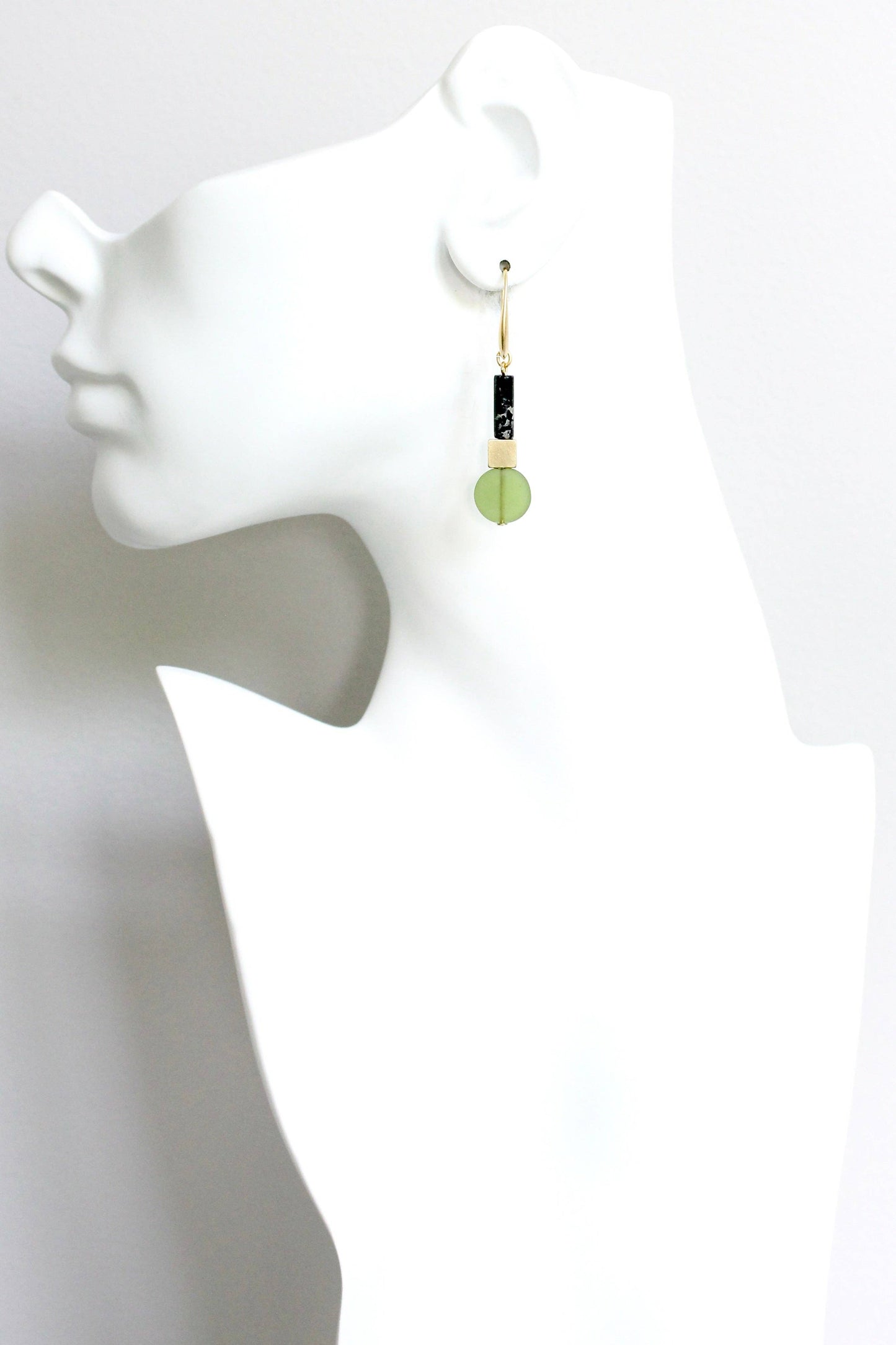JLTE14 - Geometric Earrings with Olivine Glass