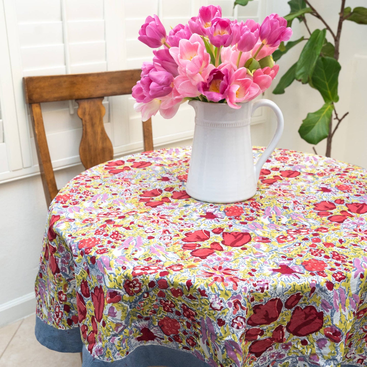 Jardin Red & Grey | French Tablecloths: 71' x 142"