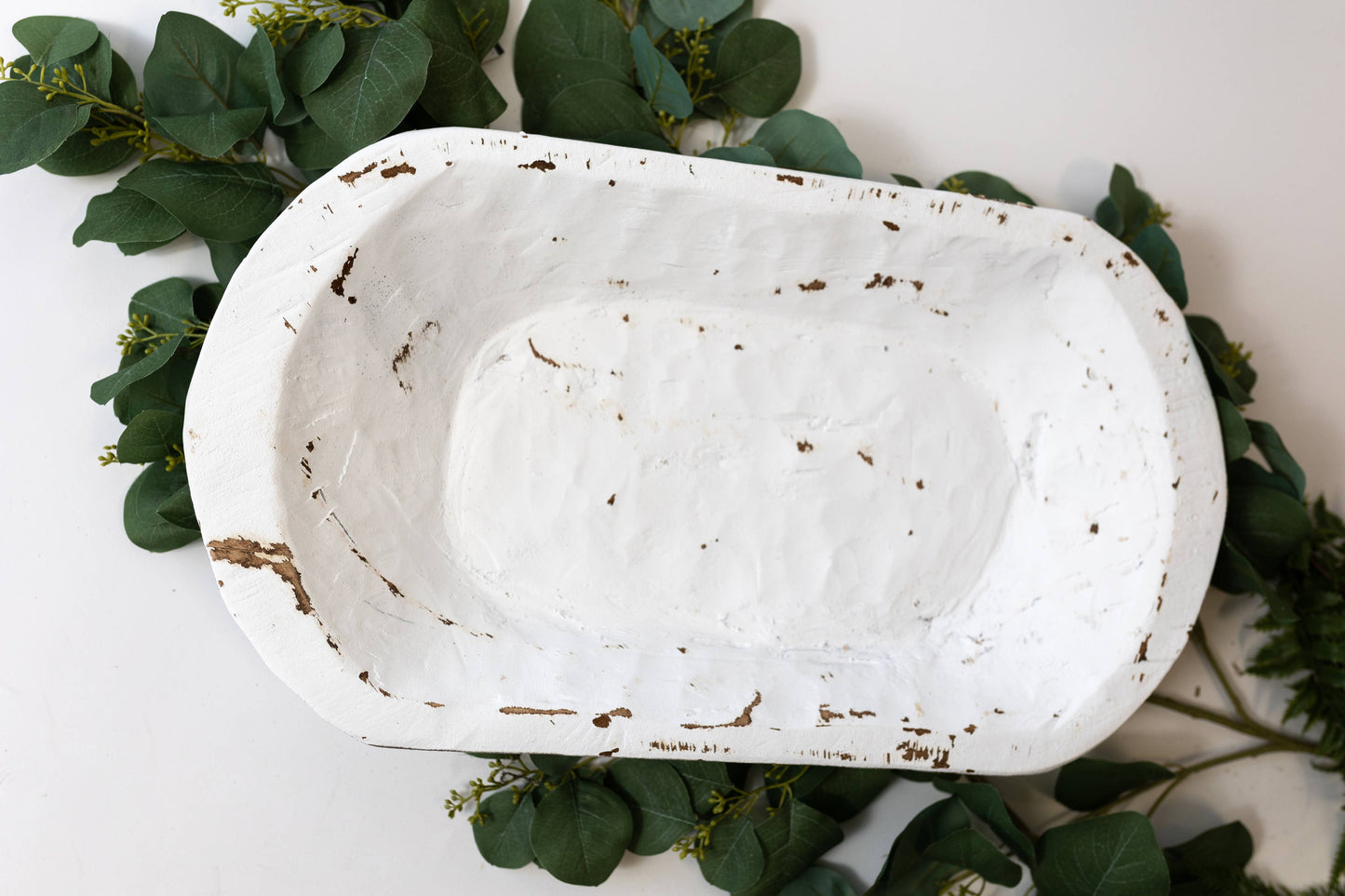 Medium Wood Carved Bowl: White / 20x12x4