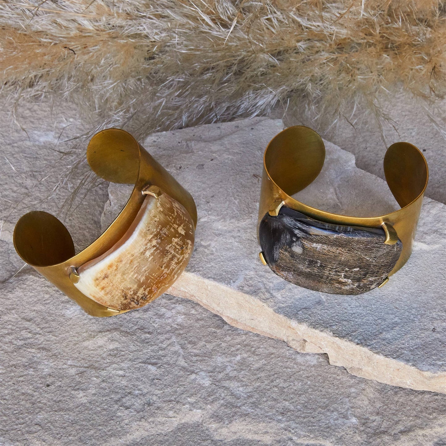 Banten Wide Cuff - Dark Horn, Brass