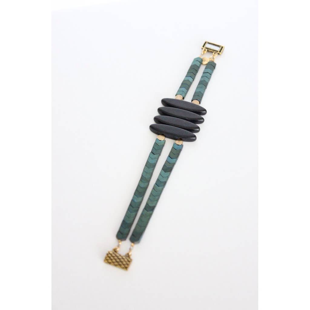 TLDB01 Green hematite & black stone ellipse magnet bracelet
