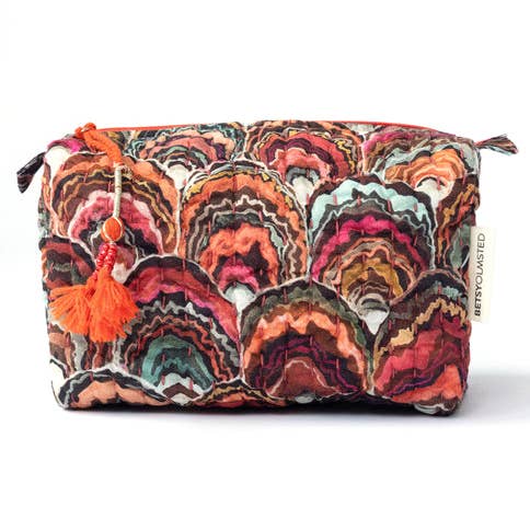 Quilted Dopp- Oyster in Mesa