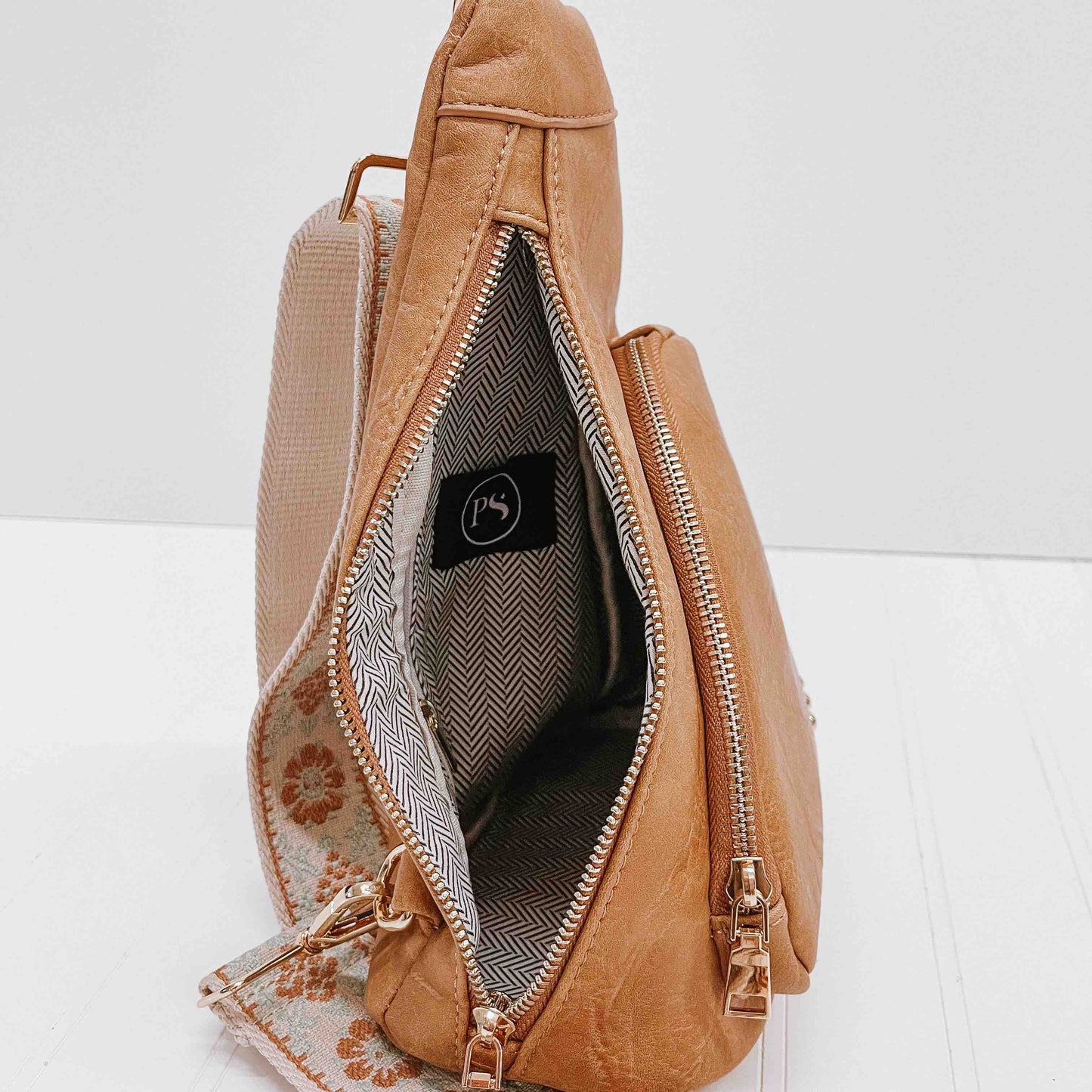 Austin Sling Bag: Dark Chestnut