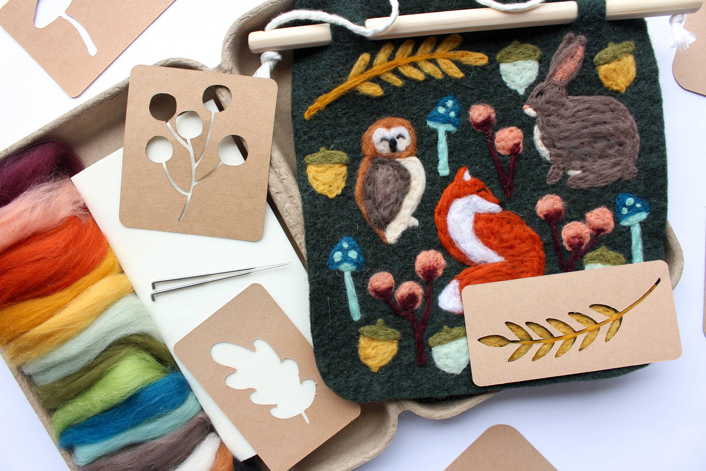 8"x8" Woodland Banner Felting Kit 
