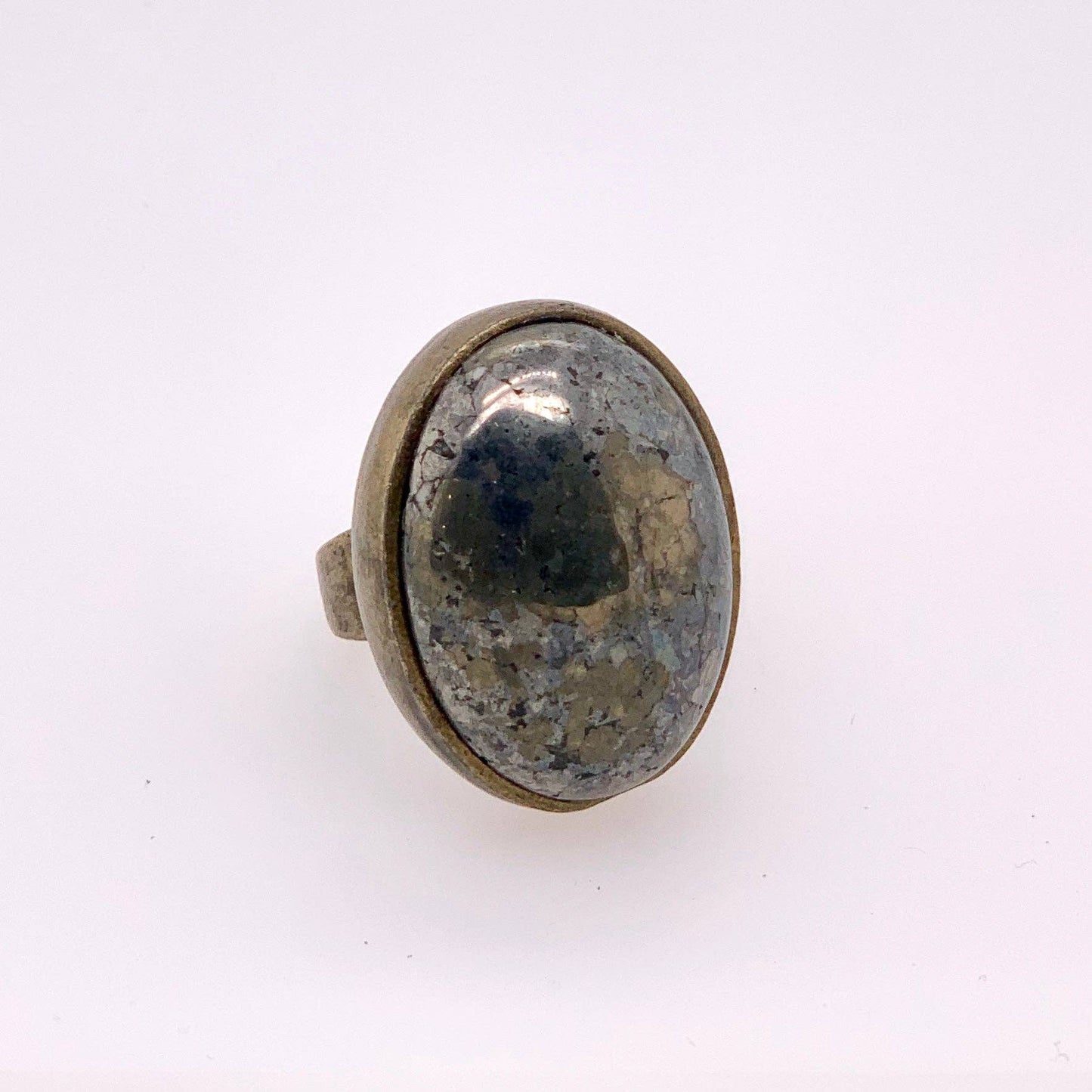 Single Oval Stone Ring: Light Turq / 8