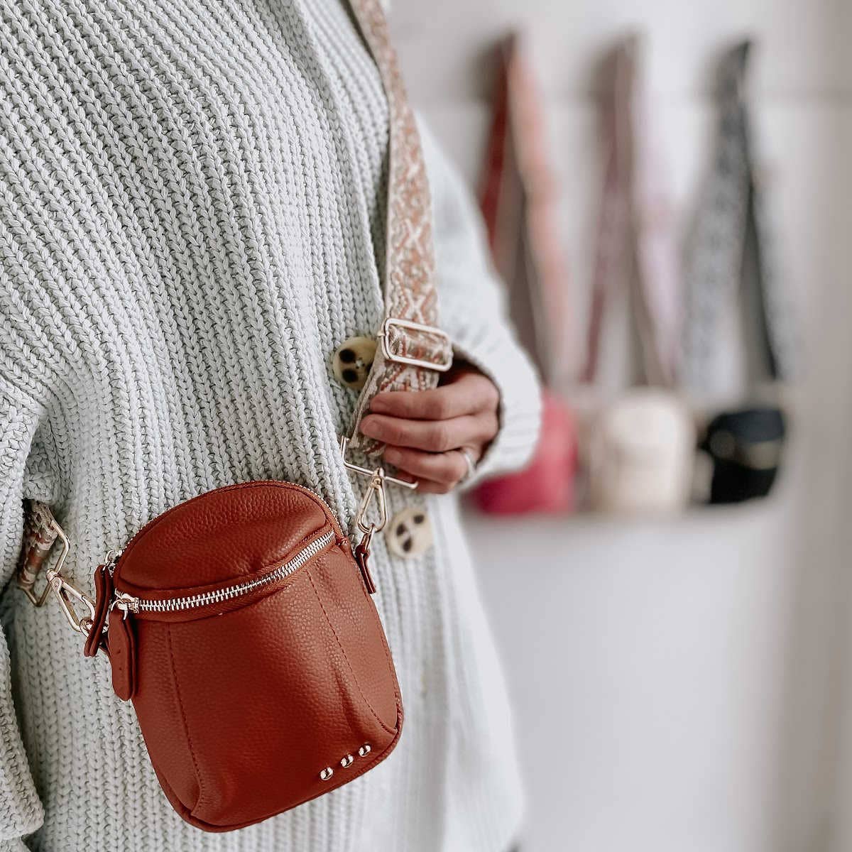 Ellie Crossbody Bag: Mustard