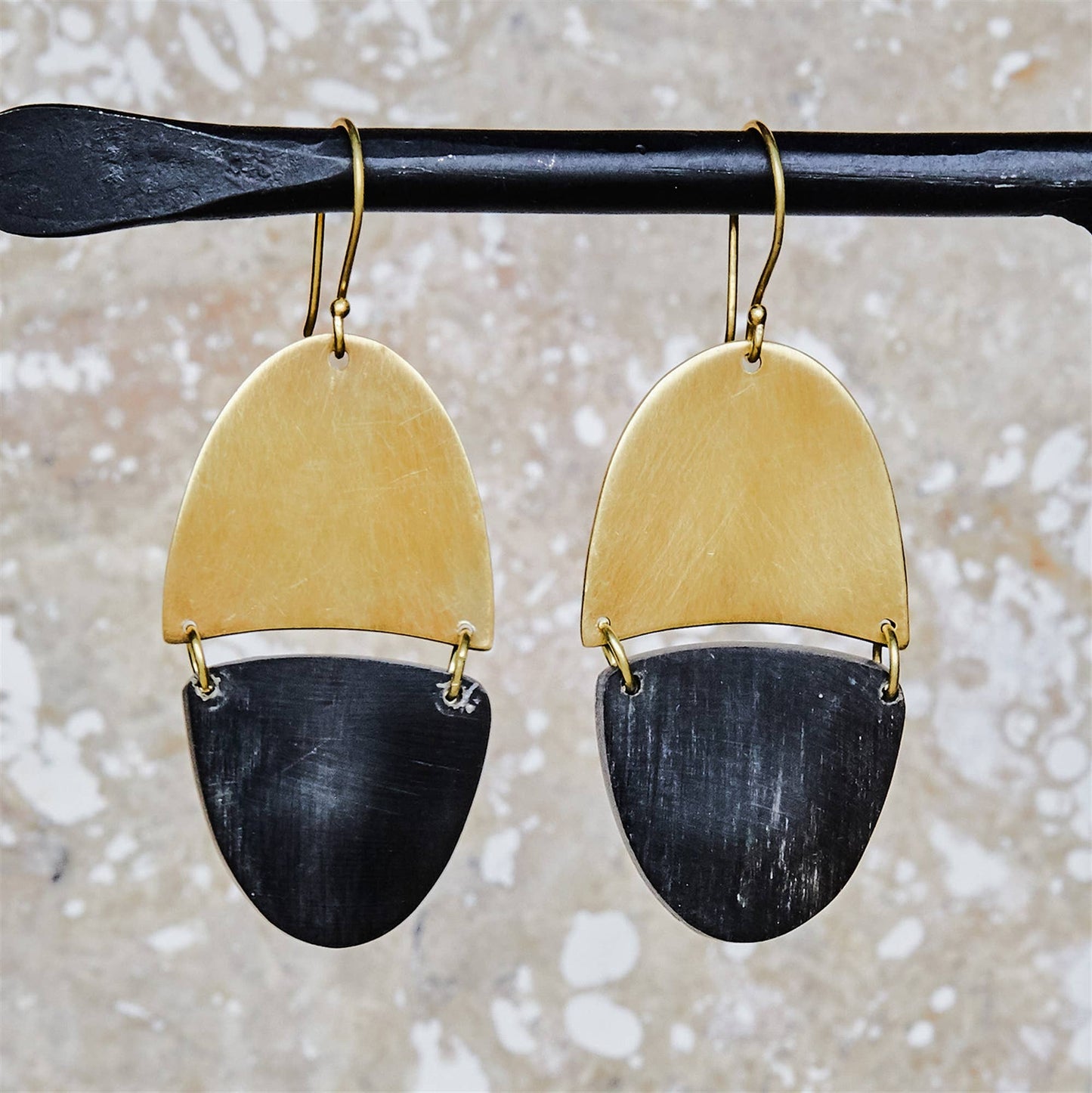Malang Linked Capsule Earring Dark Horn, Brass