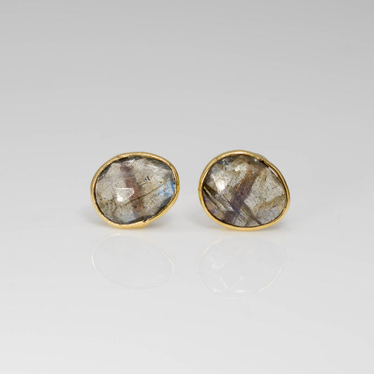 Gem Rose Cut: Labradorite